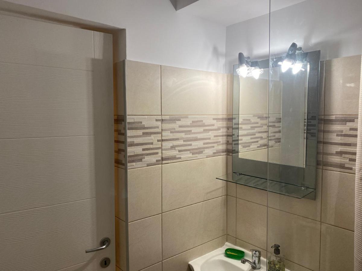 Ferienwohnung Piata Sudului Host Bukarest Exterior foto