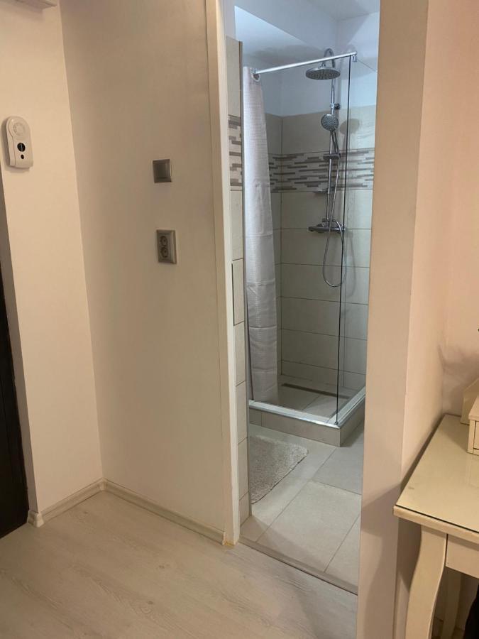 Ferienwohnung Piata Sudului Host Bukarest Exterior foto